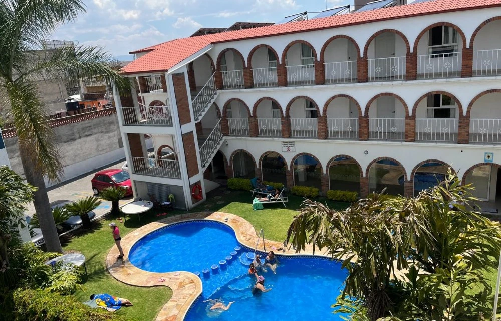 About Hotel in Ixtapan Pictures